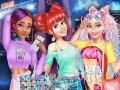 Cluiche Prionsaí ar Ibiza ar líne