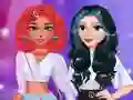 Cluiche Tionchairí Soft vs Treochtaí E-Girl ar líne