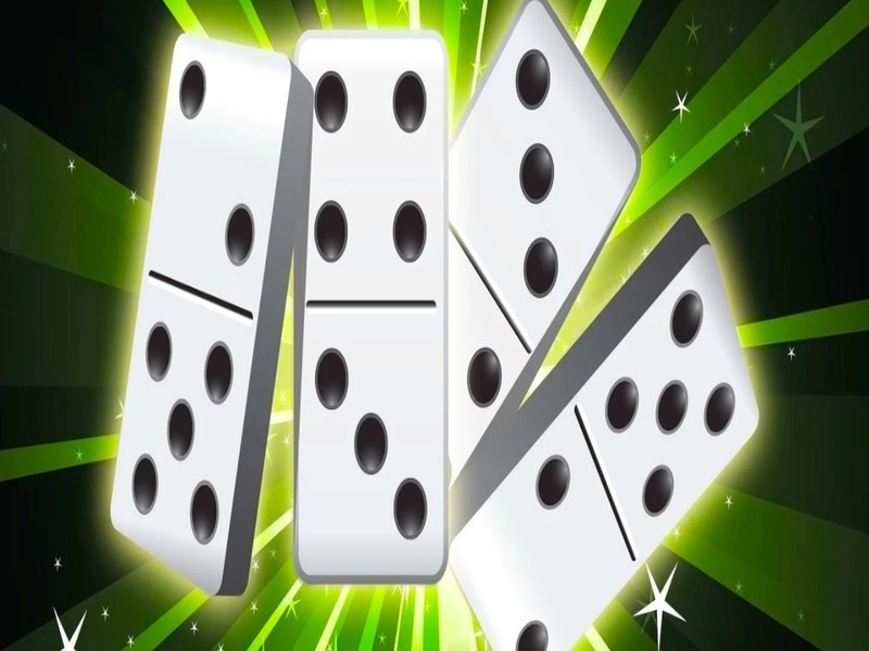 Cluiche Domino Multiplayer Online ar líne